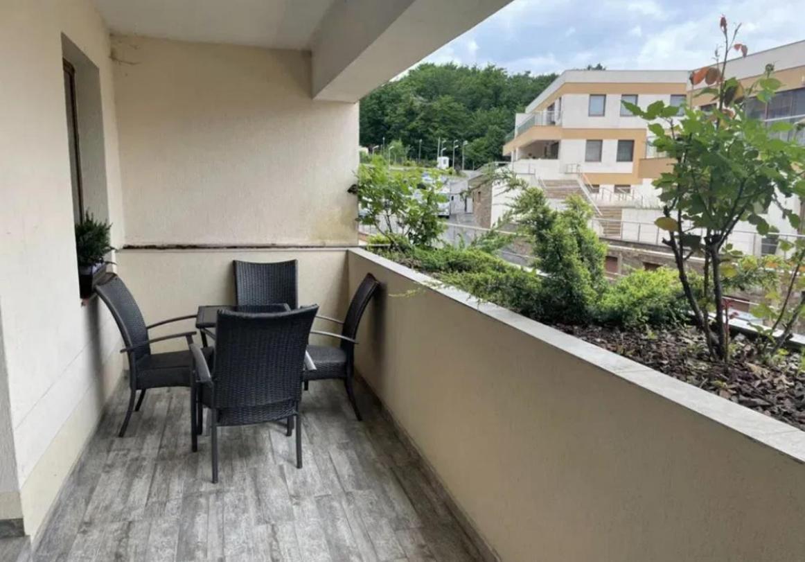 Londof Luxury Apartments - With A Panoramic View Over The City Braşov Exteriör bild